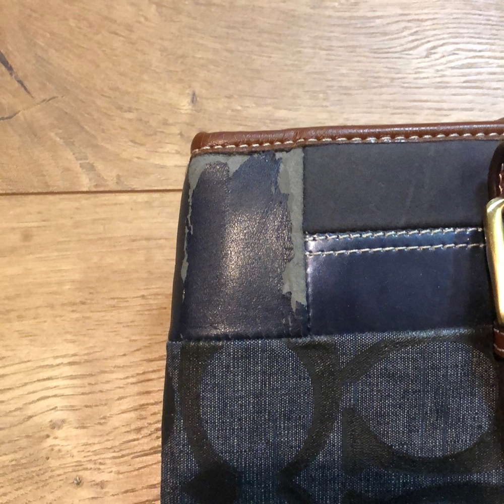 Coach Purse - Picture 4 of 4